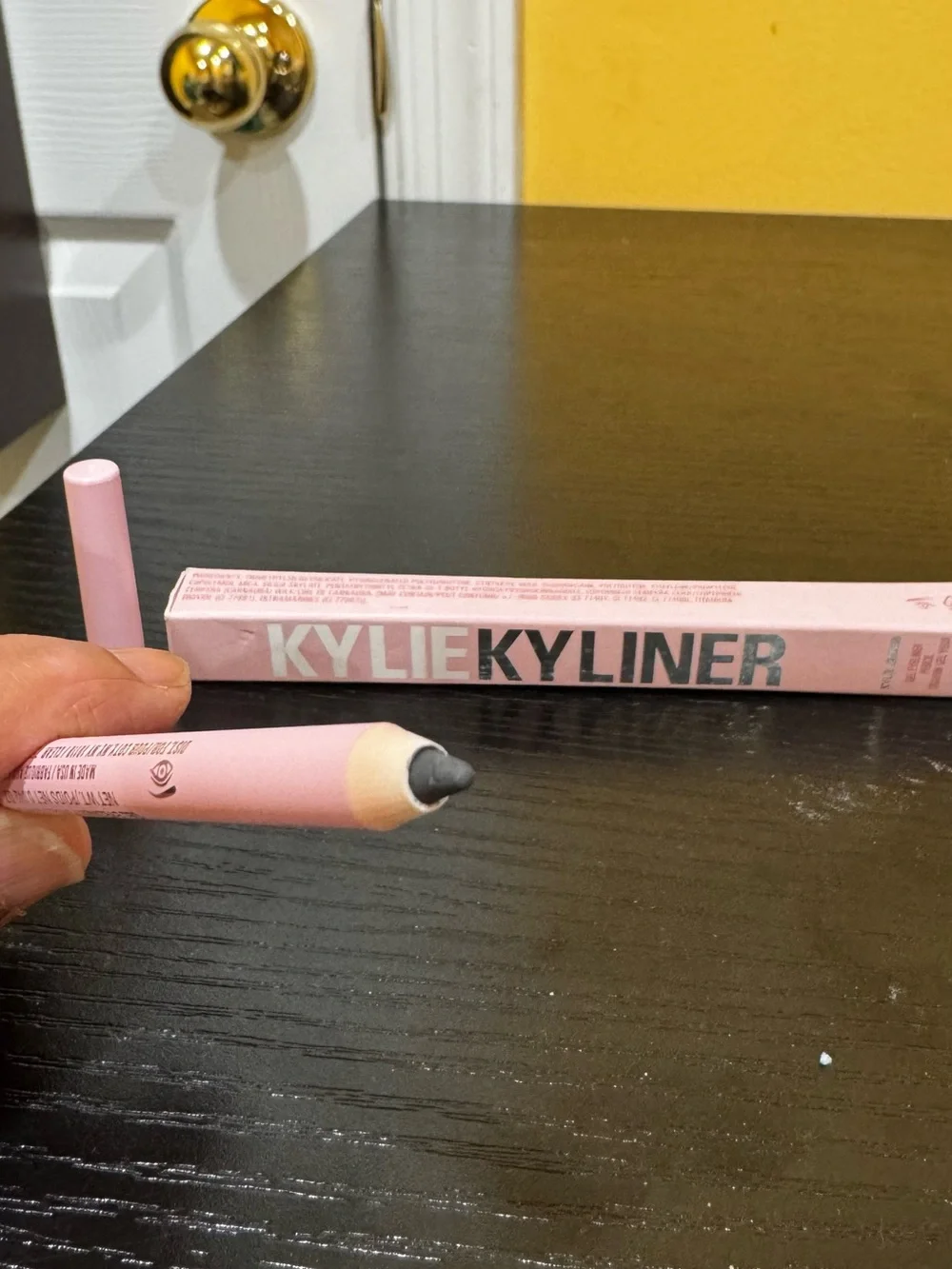 Kyliner Black Eyeliner Pencil by Kylie Cosmetics - 002 Grey Matte